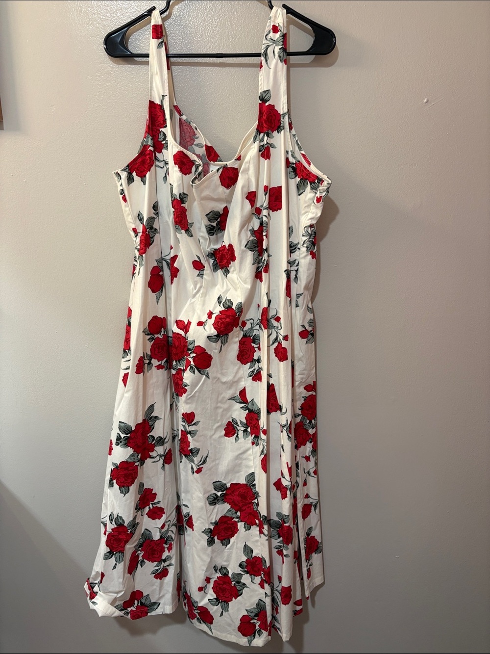 Ava & Viv White Midi Dress with Red Rose Print